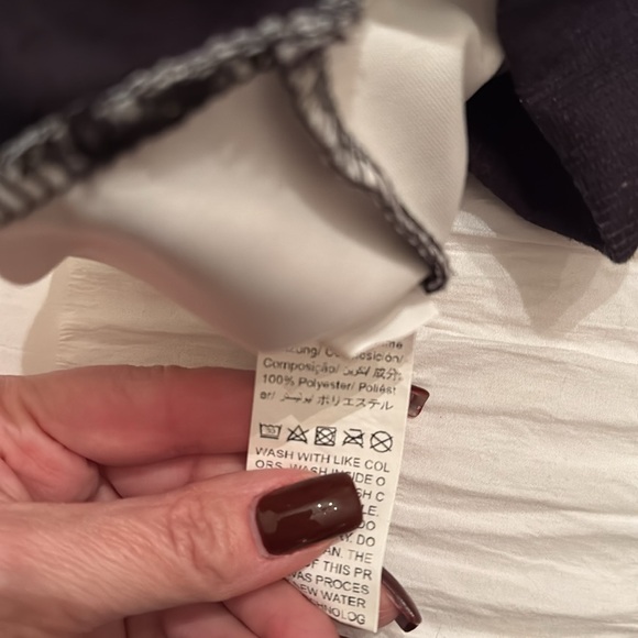 Anime Hoodie - unique artwork on back - Picture 5 of 5